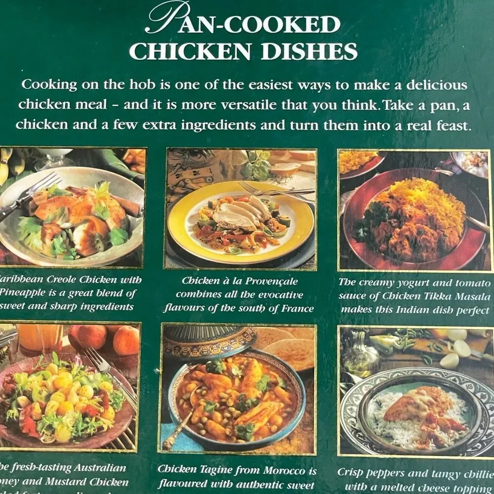 Recipes from Around the World Gourmet Recipe Book Set - Green and Red Covers